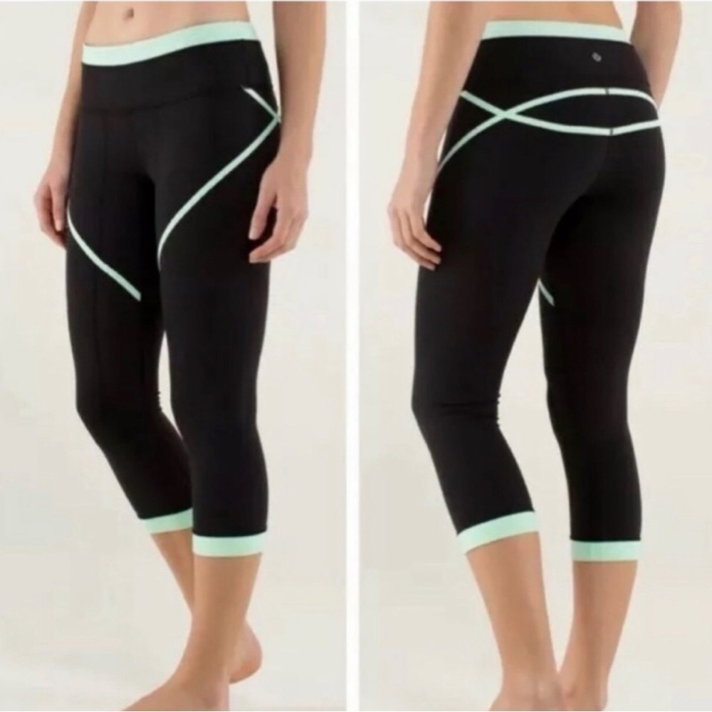 Lululemon Roll Out Crop Black Leggings Size 6